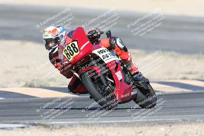 media/Dec-07-2025-CVMA (Sun) [[3e7d2de5dc]]/Race 9-Formula UL Shootout/